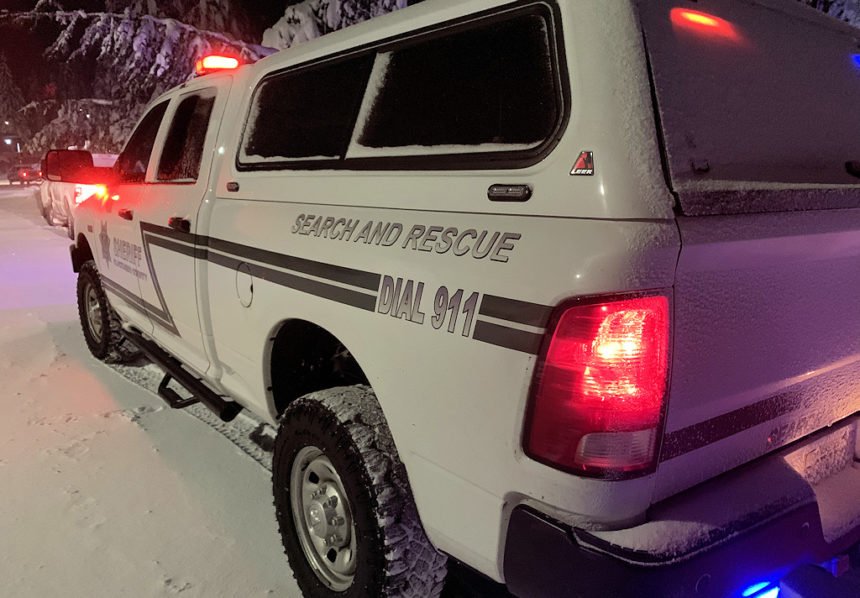 Clackamas County SO Search and Rescue Mount Hood 523