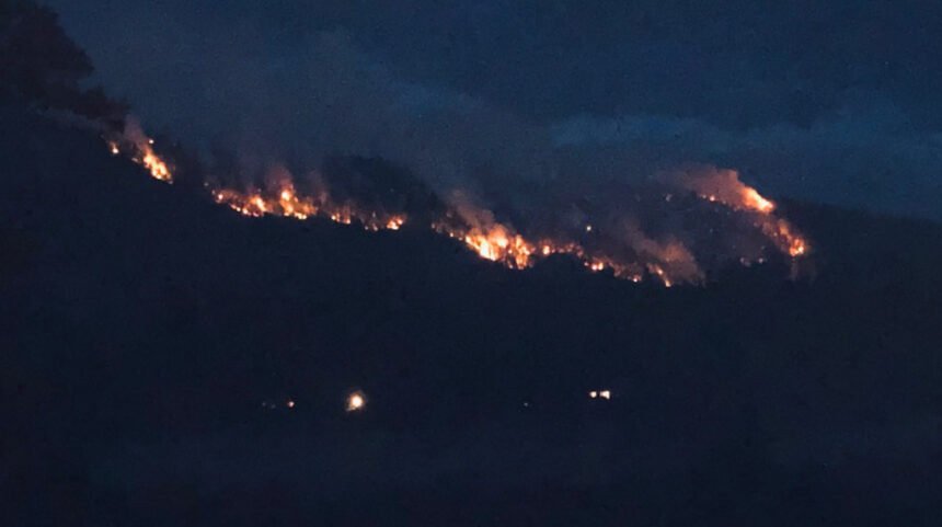 Green Ridge Fire at night COFMS 818
