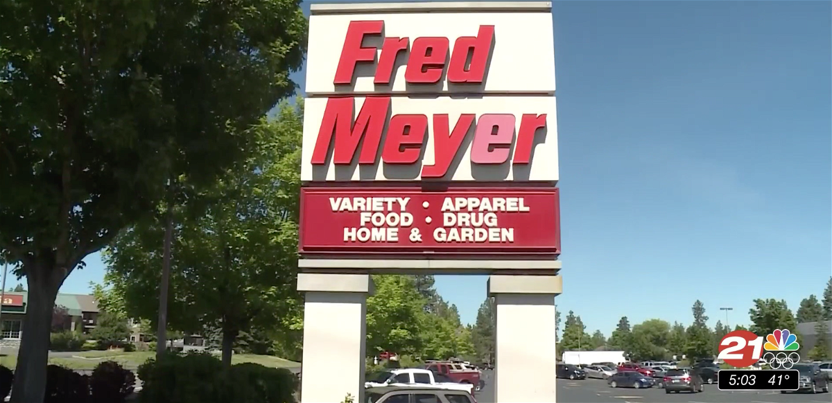 Fred Meyer celebrating its 100th anniversary, holding contest