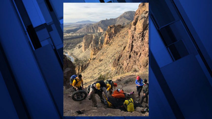 Smith Rock Misery Ridge hiker rescue DCSO SAR 327-1