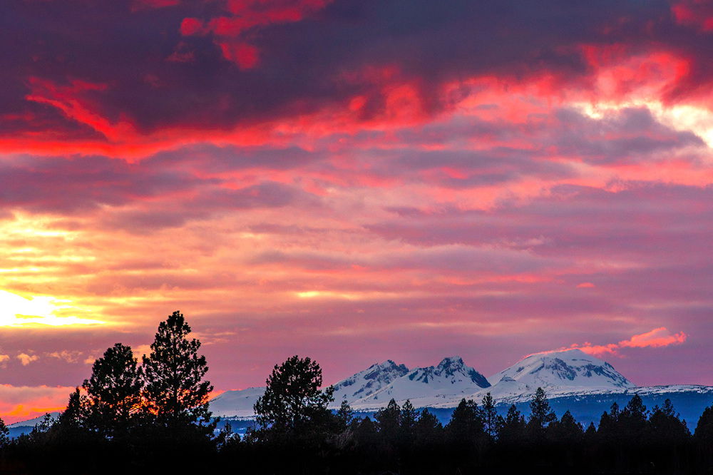 A dazzling sunset over Bend
