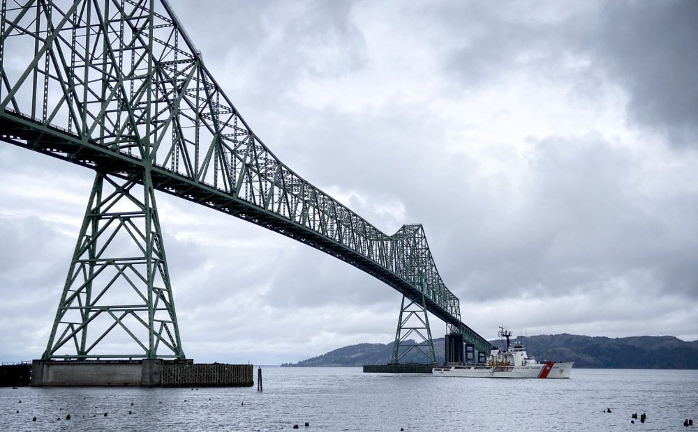 Coast Guard cutter Alert and crew return to homeport in Astoria on Wednesday after 63-day counter-drug patrol 