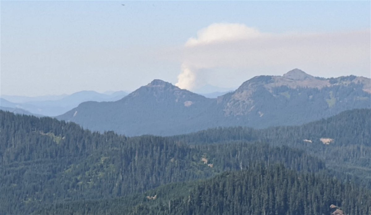 Bruler Fire that broke out Monday was visible from Detroit, Santiam Pass