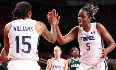 France rebounds after loss to Japan