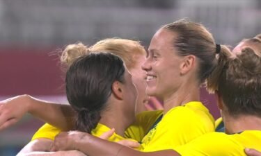 Australia defeats New Zealand 2-1 in Olympic soccer clash