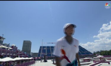 Gus Kenworthy visits inaugural Olympic skateboarding final