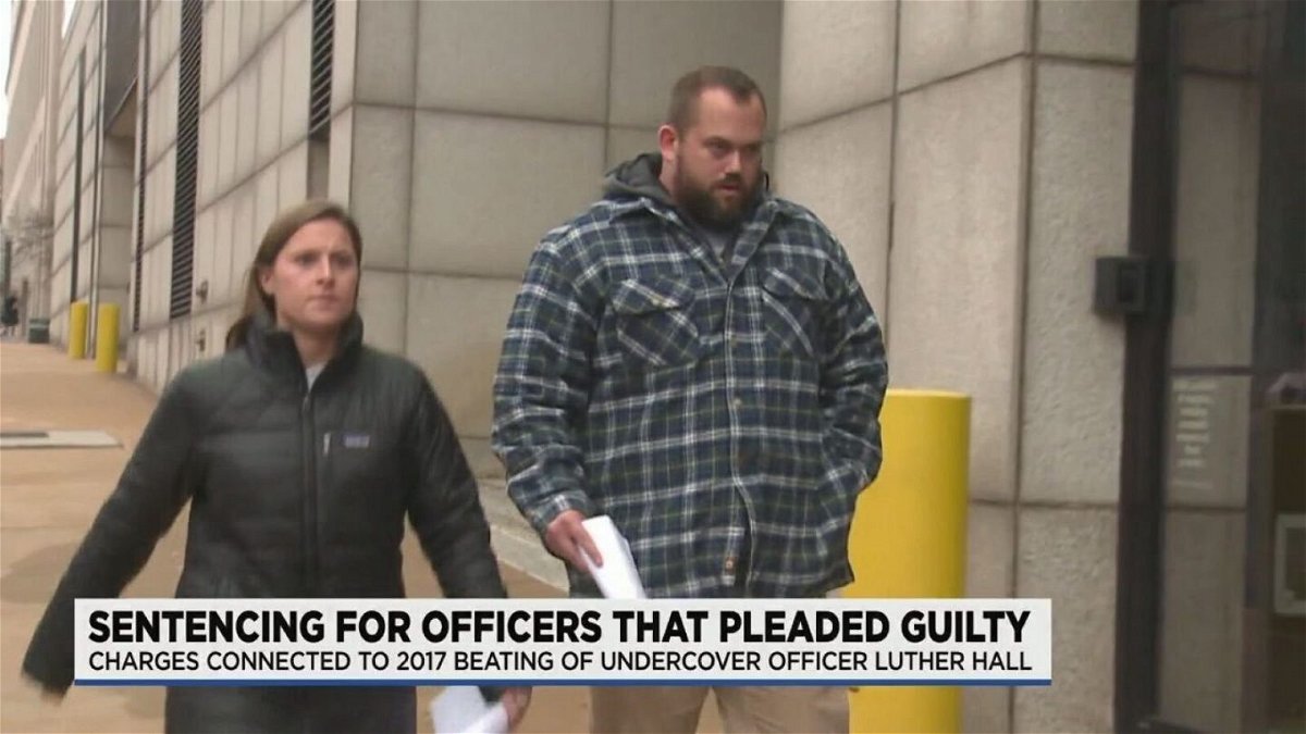 <i>KMOV</i><br/>Two former St. Louis police officers Bailey Colletta (L) and Randy Hays (R) will be sentenced in connection to the case of the beating of an undercover cop this week.