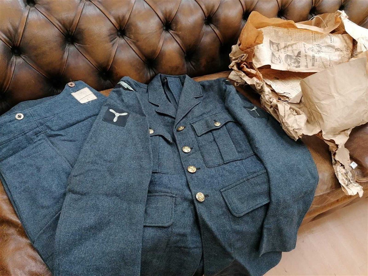 <i>Hansons Auctioneers</i><br/>A British World War II Royal Air Force (RAF) pilot's uniform was found wrapped in newspapers dating back to November 1951.