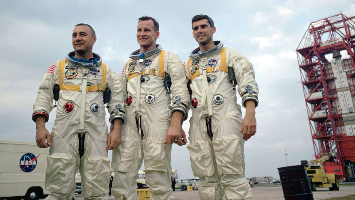 <i>NASA</i><br/>The crew of Apollo 1