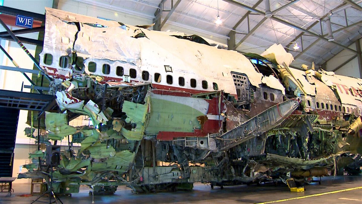 <i>CNN</i><br/>A private memorial service for the families of the victims of the 1996 TWA Flight 800 explosion is being held on Saturday