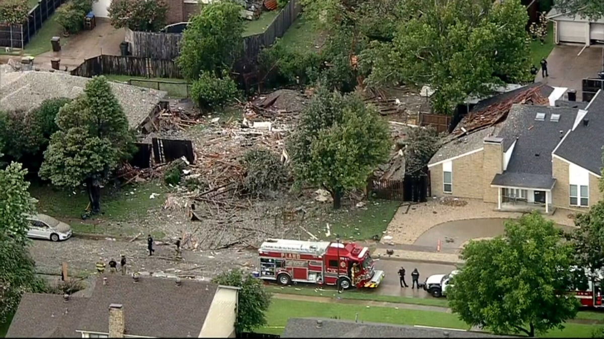 <i>KTVT</i><br/>Six people were injured due to a home explosion in Plano