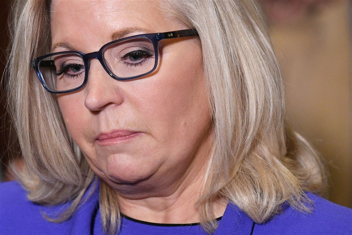 <i>MANDEL NGAN/AFP/Getty Images</i><br/>US Representative Liz Cheney has a strong admonition for House GOP Leader Kevin McCarthy: any Republican still challenging the legitimacy of the 2020 election results or whitewashing the January 6 insurrection is not fit to serve on the select committee investigating it.