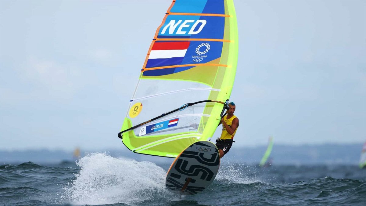 Dutch sailor Badloe closes in on windsurfing gold - KTVZ