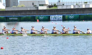 Finish: U.S. wins women's eight heat two