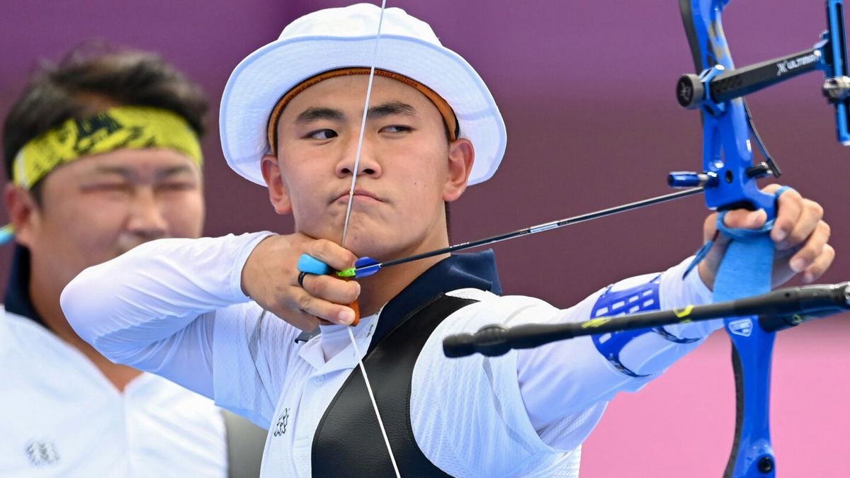 Korea defeats Japan in Archery shootout