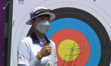 South Korean archers set Olympic records in ranking round