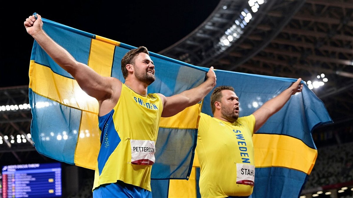'Swedish Viking' Stahl celebrates discus gold medal win