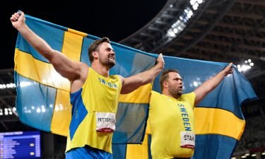 'Swedish Viking' Stahl celebrates discus gold medal win