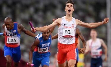 Poland earns gold in mixed 4x400m relay