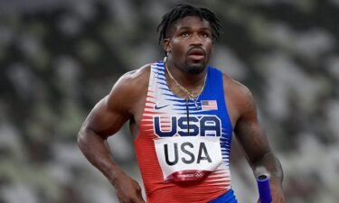 U.S. mixed 4x400m relay initially DQs in prelims