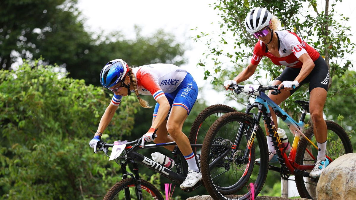 France's Ferrand-Prevot crashes at Chopsticks rock incline