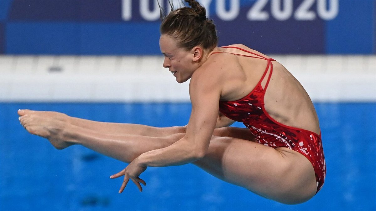 U.S. divers Palmer and Hernandez advance to medal round