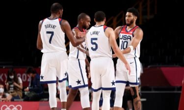 Kevin Durant makes history as Team USA routs Czech Republic