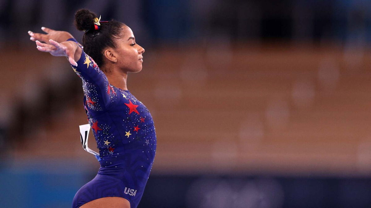 Jordan Chiles performs superhero-inspired floor routine