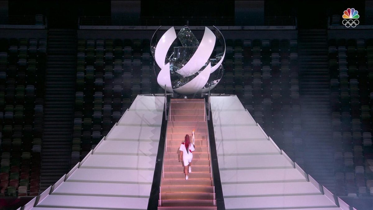 Naomi Osaka lights the Olympic cauldron