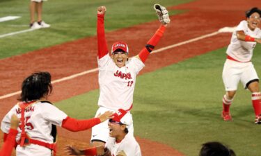 Japan knocks off USA in highlight-filled gold medal game