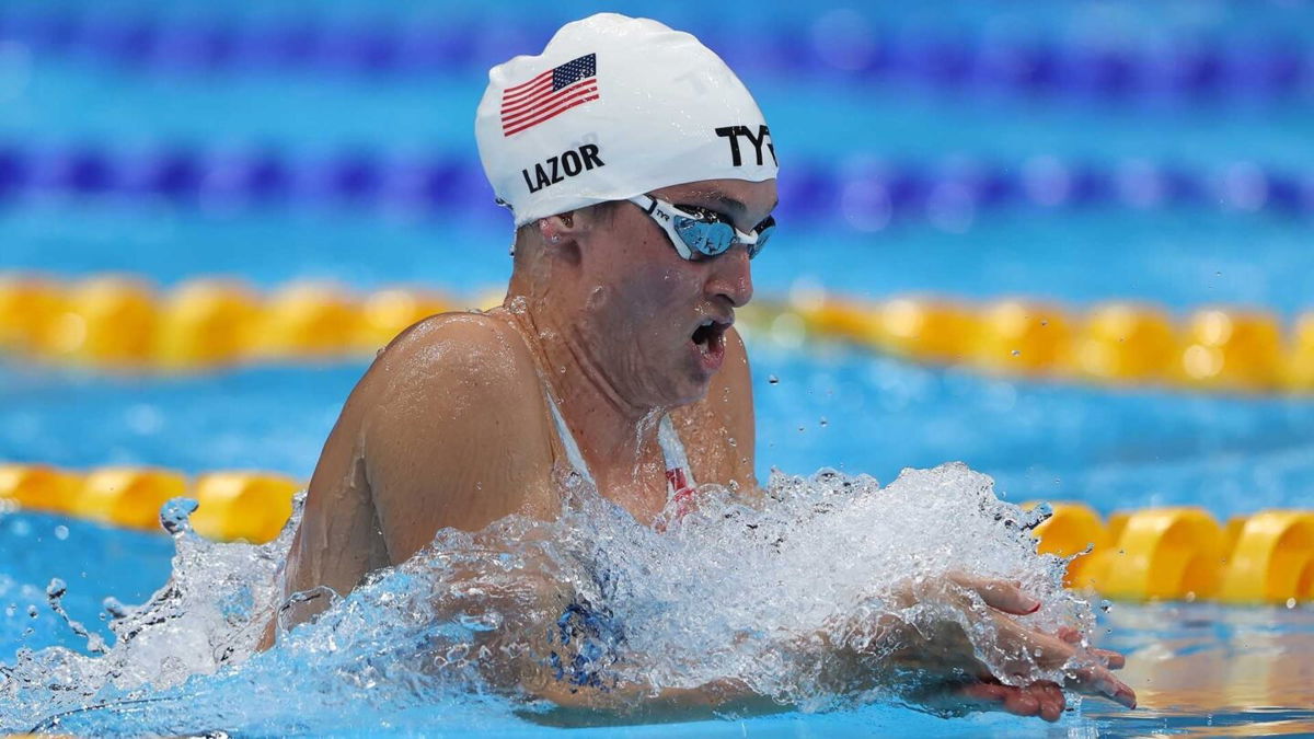Annie Lazor advances to 200m breaststroke final