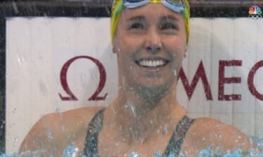 Emma McKeon adds 50m freestyle gold for 6th Tokyo medal