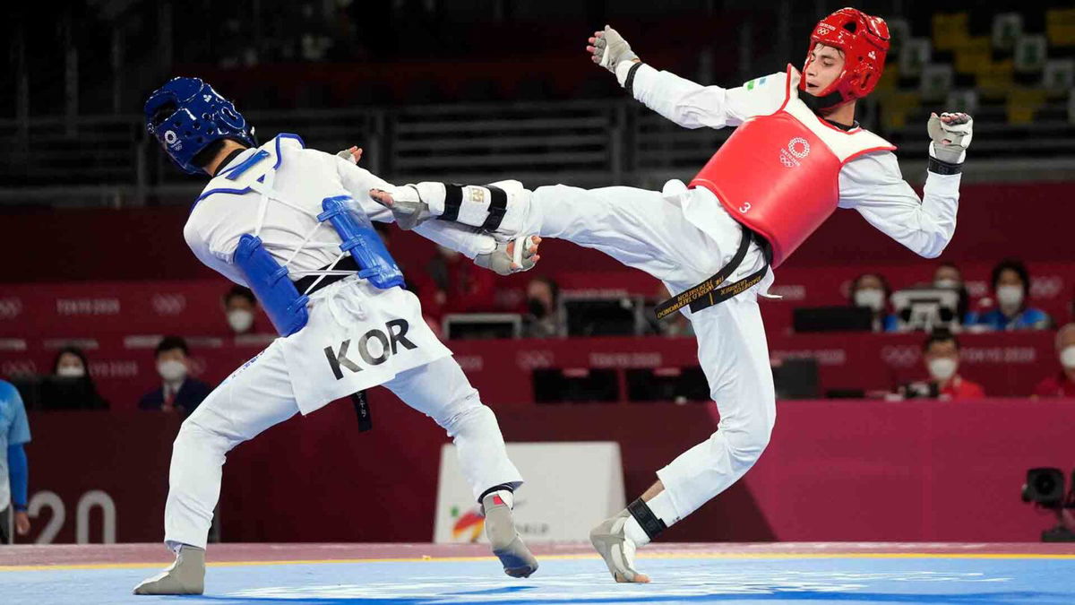 World No. 1 Lee Dae-Hoon upset in taekwondo Round of 16