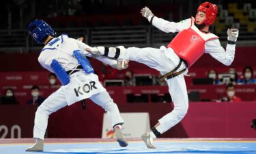 World No. 1 Lee Dae-Hoon upset in taekwondo Round of 16