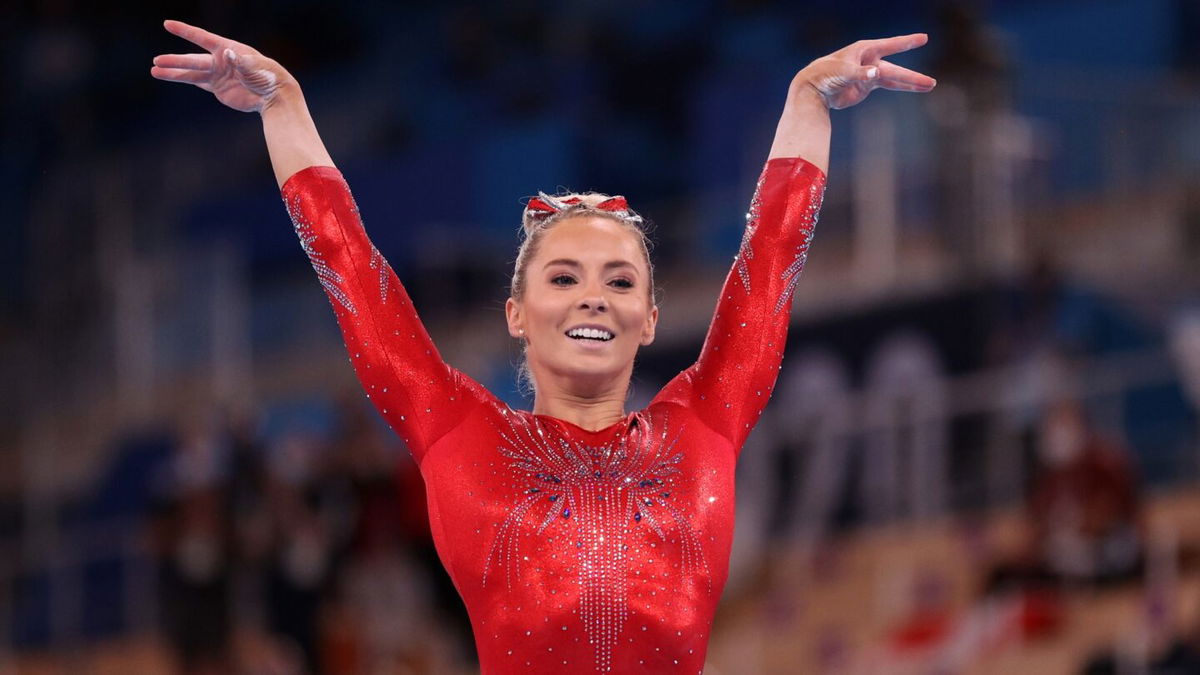 MyKayla Skinner salutes the judges after competing on balance beam during the qualification round of the women's artistic gymnastics competition in Tokyo