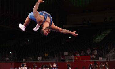 Gable Steveson literally flips out after gold medal victory