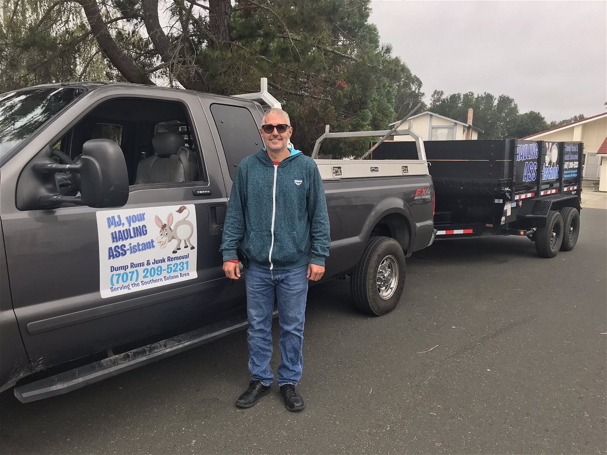 <i>KGO</i><br/>Mark Cutlip says his truck and trailer were stolen. He uses them for his new junk hauling business