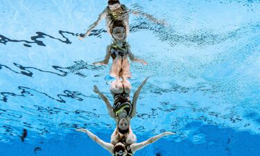 China wins silver in artistic swimming duet final