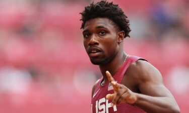 Noah Lyles displays strength in 200m prelim win