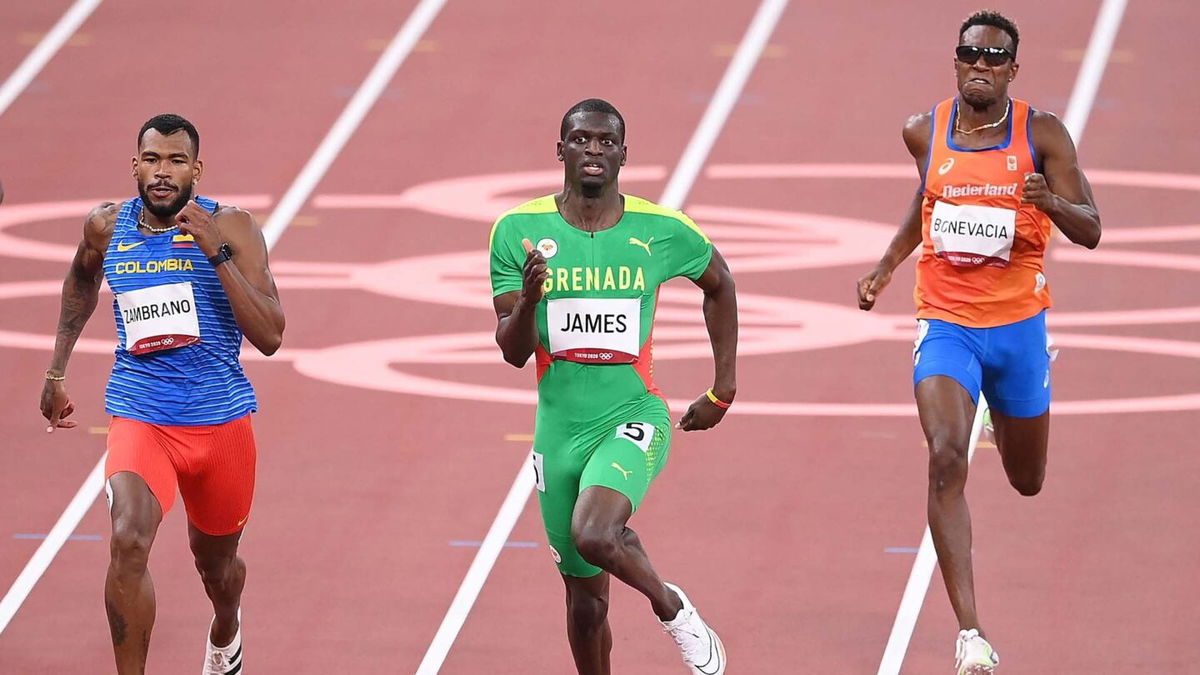 Kirani James shows of speed in semi with No. 2 400m of year