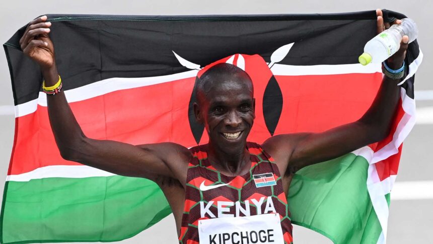 Kenya's Eliud Kipchoge defends Olympic marathon gold - KTVZ