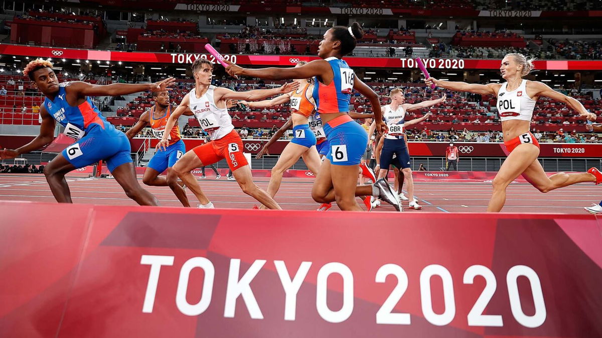 First ever mixed 4 × 400m Olympic relay goes the distance