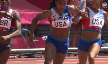 U.S. women take 2nd to Great Britain in 4x100m heat