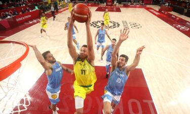 Australia trounces Argentina