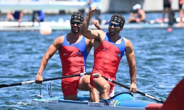 Cuban canoeing duo celebrate come-from-behind gold medal win