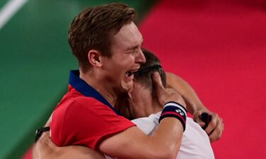 See Viktor Axelsen's golden reaction after winning final