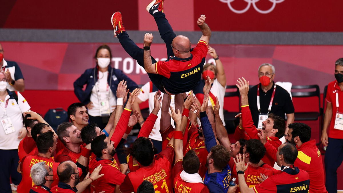 Spain remains undefeated in bronze medal matches