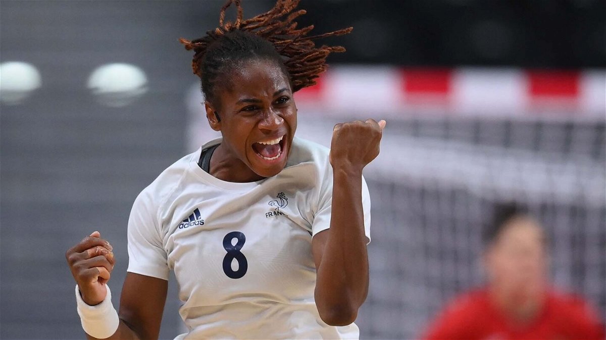 France moves into women's handball quarterfinals