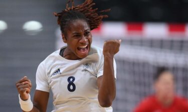 French women's handball team seizes gold medal opportunity