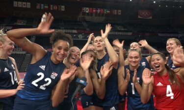 Gleeful U.S. team reacts to advancing to gold medal match